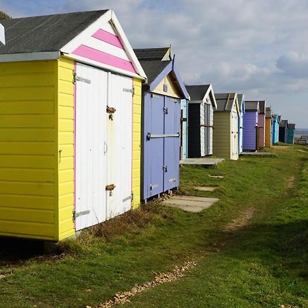 Dotty'S Retreat Villa Milford on Sea Kültér fotó