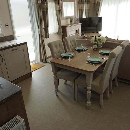 Dotty'S Retreat Villa Milford on Sea Kültér fotó
