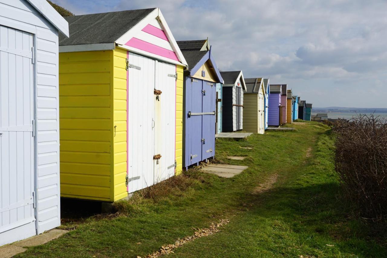 Dotty'S Retreat Villa Milford on Sea Kültér fotó