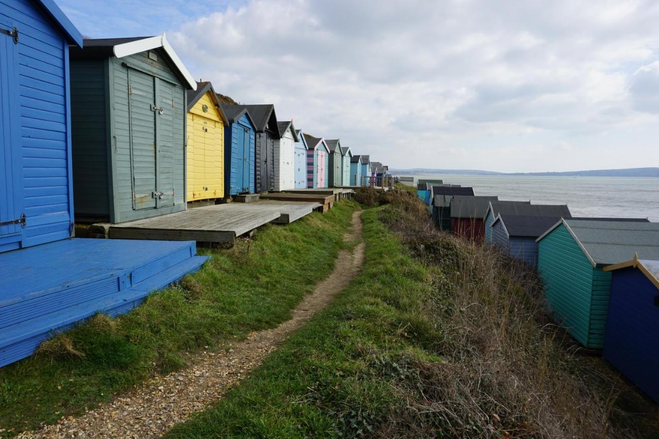 Dotty'S Retreat Villa Milford on Sea Kültér fotó