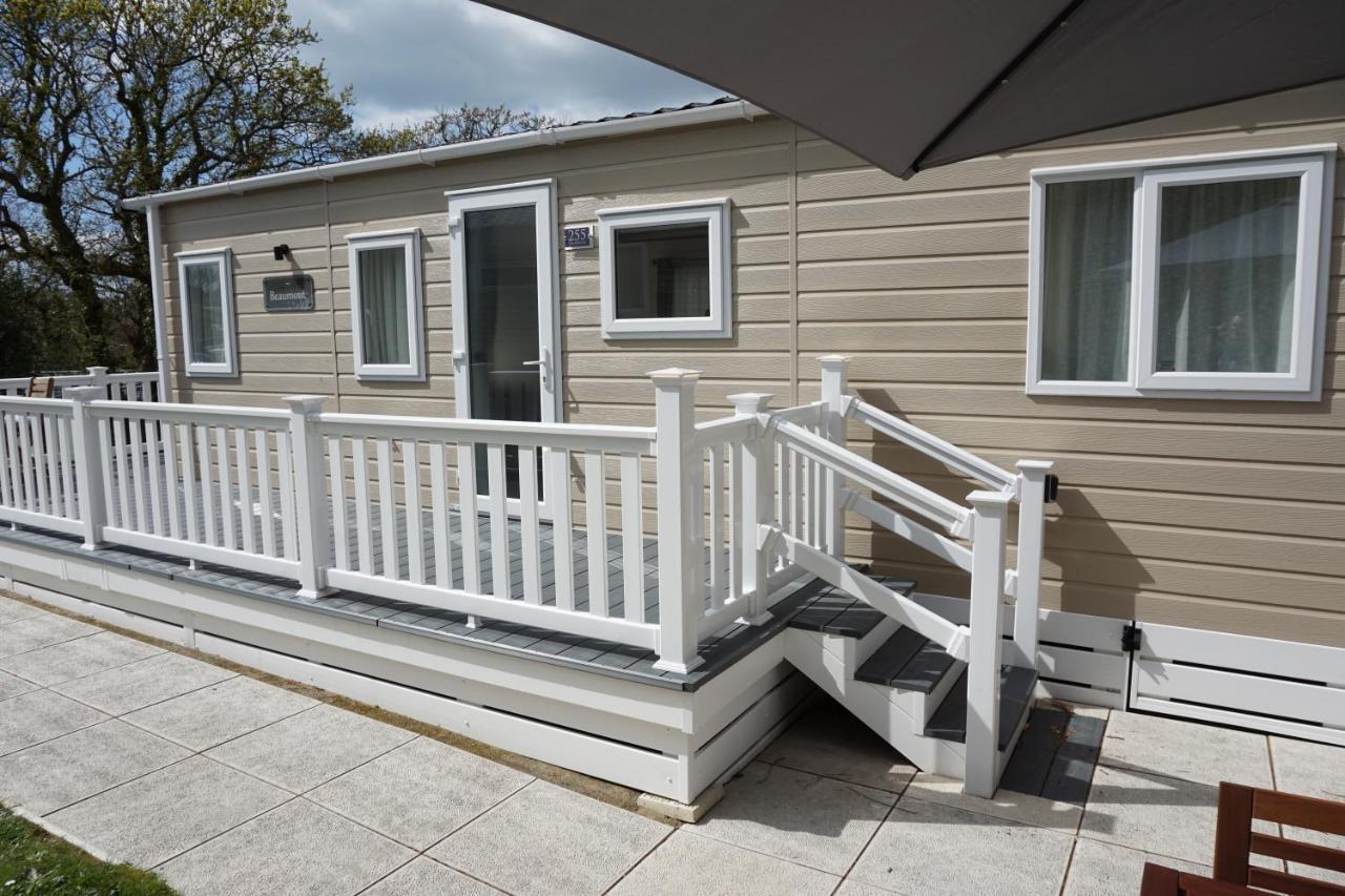 Dotty'S Retreat Villa Milford on Sea Kültér fotó